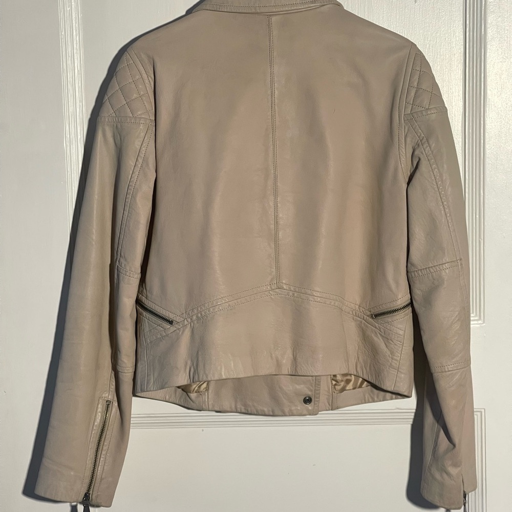 Marc Jacob’s Women's Cream Leather Jacket - Picture 2 of 5